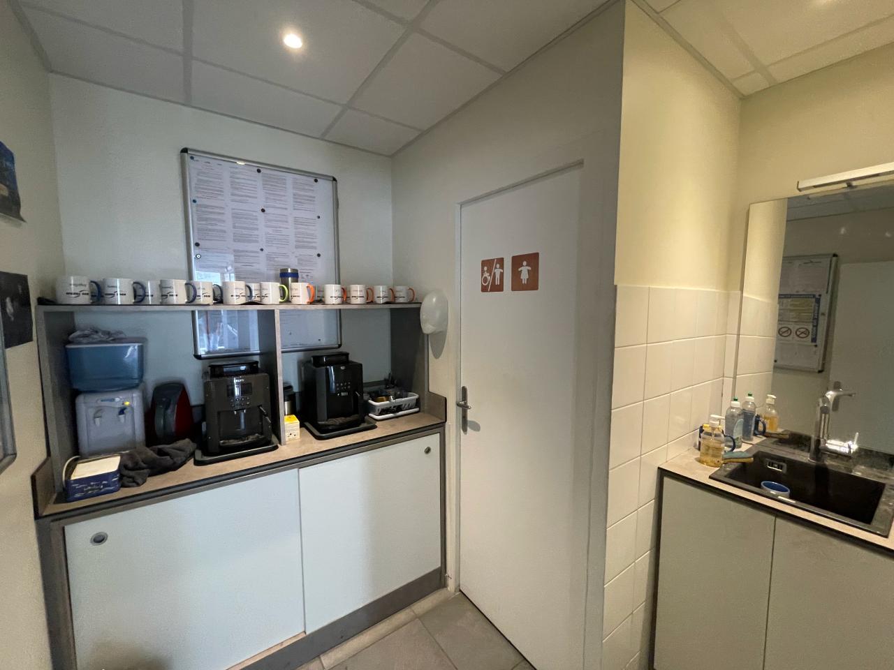 Local d'activité Challes-les-Eaux 850m² Location local d'activité Challes-les-Eaux Savoie OLACT2427340 20